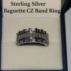 Vintage Sterling Silver Cubic Zirconia Band Style Ring